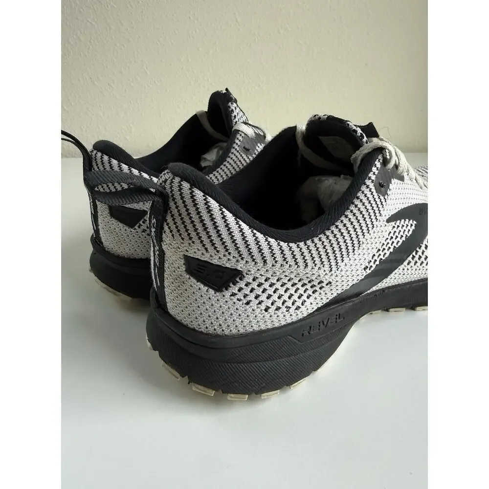 Brooks Women’s Revel 5 Sneakers 9.5 White Running Low Top Athletic